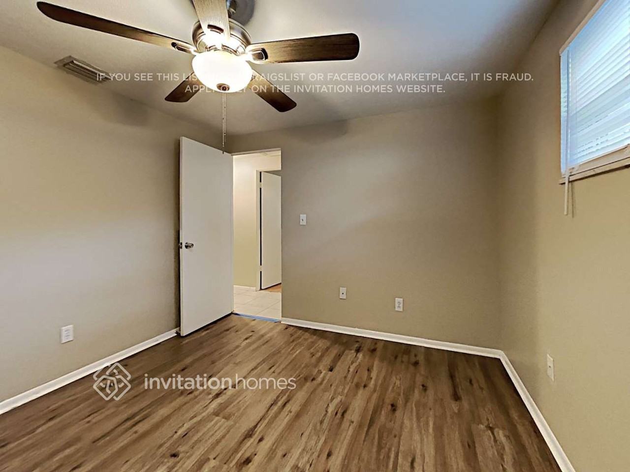 8825 58th Way N - Photo 4 of 16