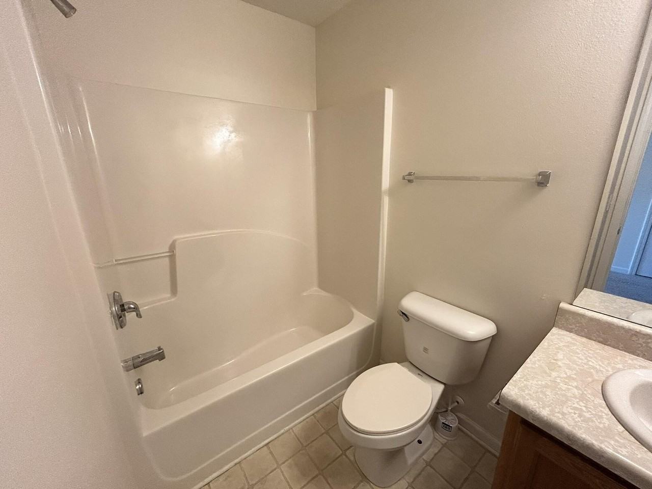 282 Swaying Pine Ct - Photo 7 of 9