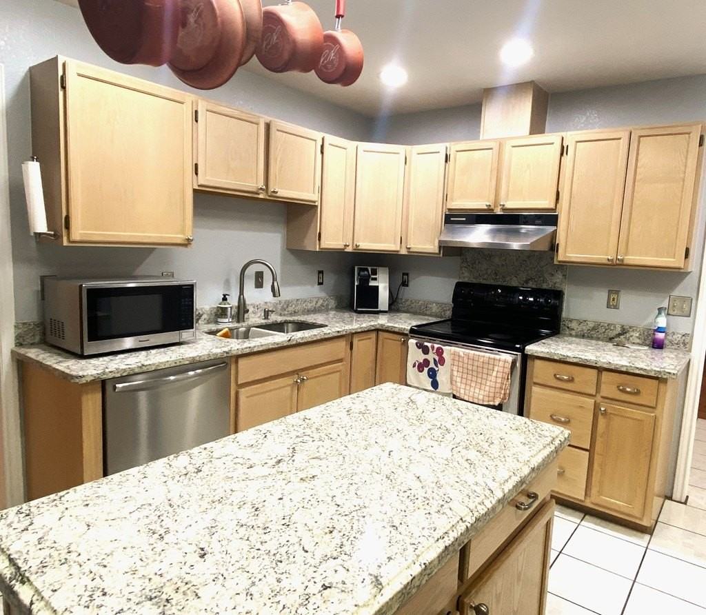 853 Encinal Dr - Photo 4 of 16