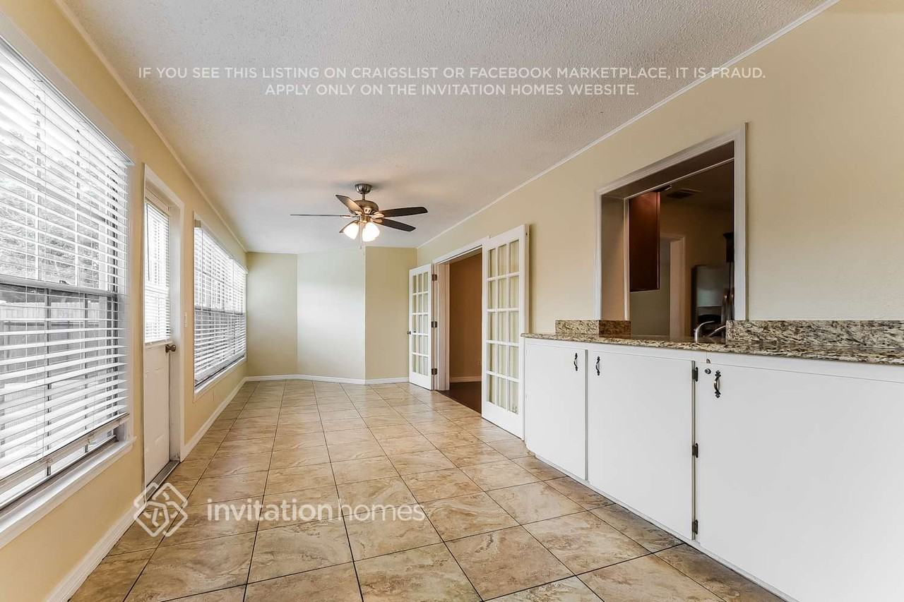 3330 Coleus Ct - Photo 4 of 17