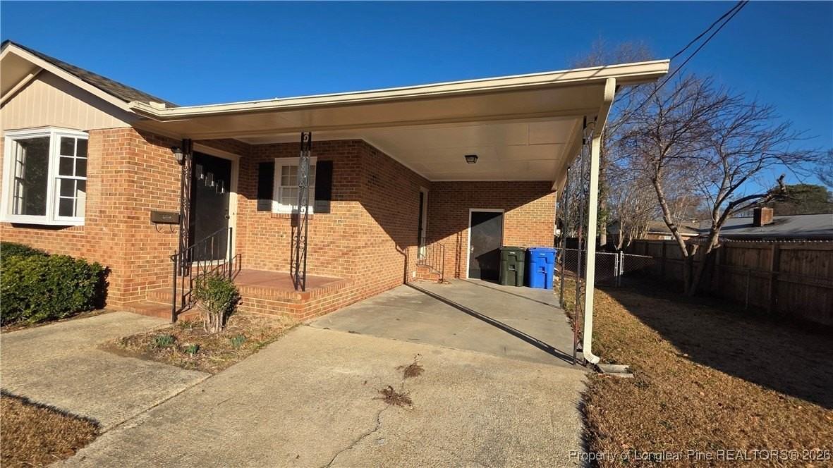 2808 Player Ave - Photo 2 of 45