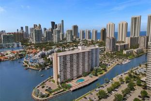 400 Kings Point Dr #1517 - Photo 1 of 1