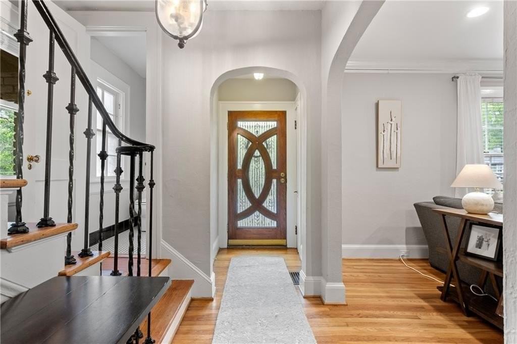 685 E Morningside Dr Ne - Photo 2 of 50