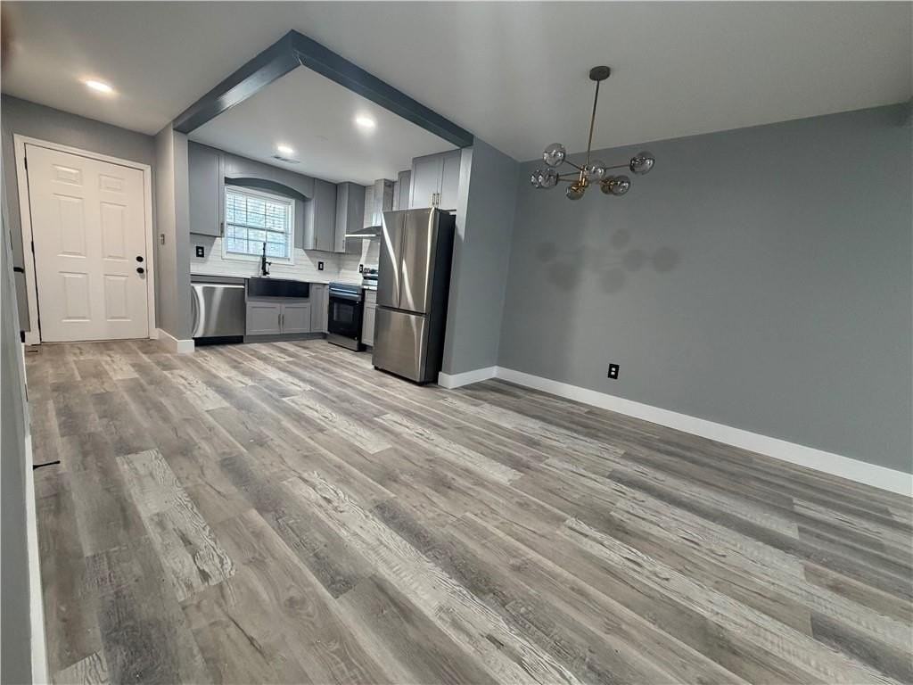 5505 Park Pl S - Photo 3 of 26