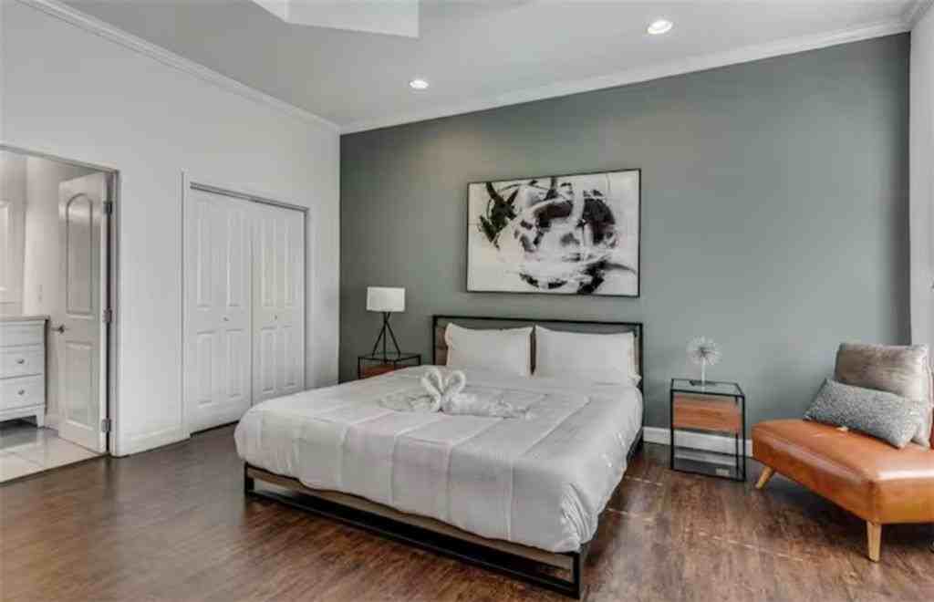 4050 Washington Rd - Photo 7 of 50