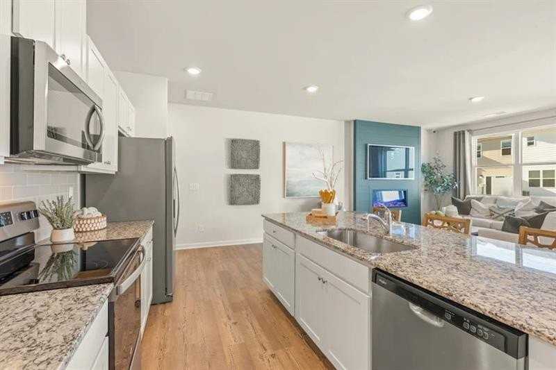 5117 Sidney Square Dr - Photo 5 of 25