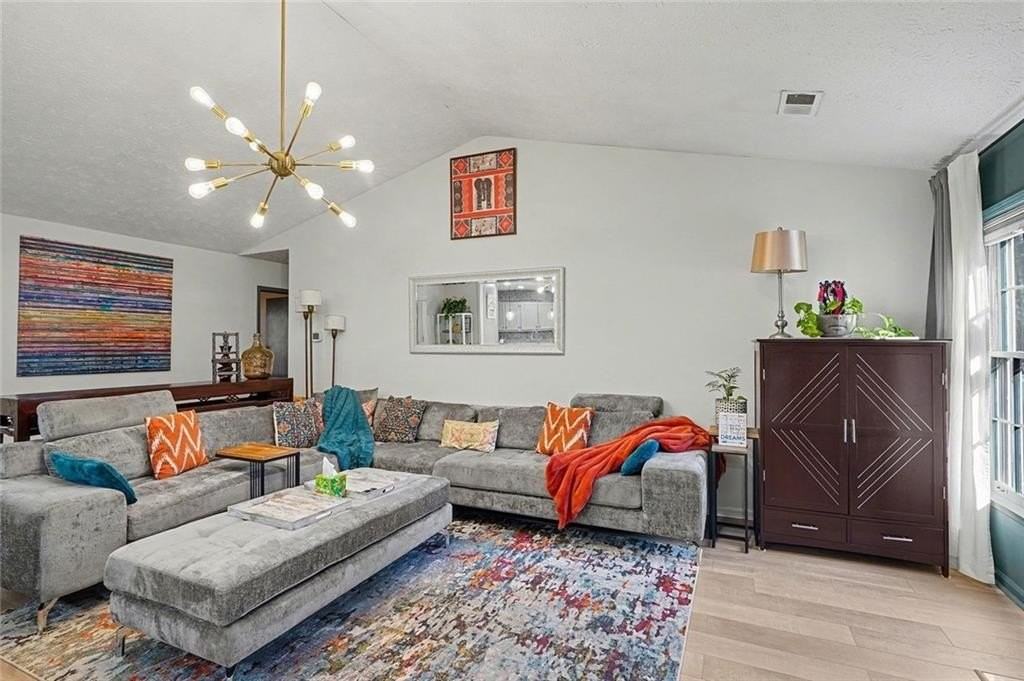 8671 Twin Oaks Dr - Photo 7 of 29