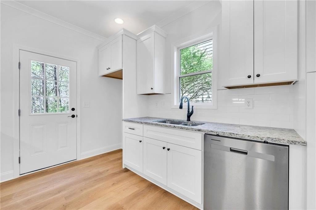 207 Riverstone Commons Cir - Photo 3 of 27