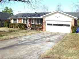 5611 Country Club Ave - Photo 1 of 1