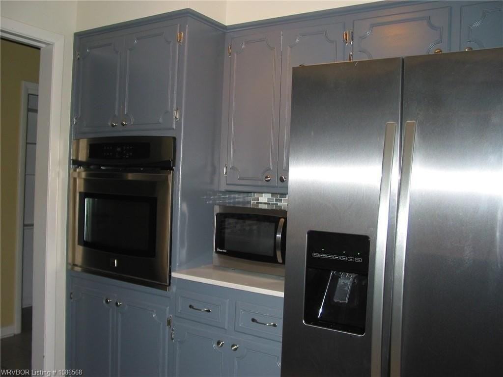 5611 Country Club Ave - Photo 7 of 29