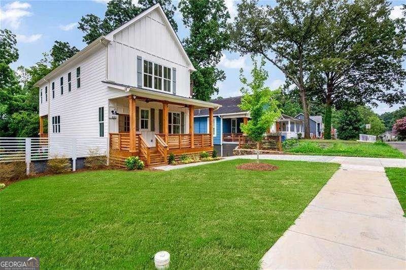 830 Gaston St Sw - Photo 2 of 45