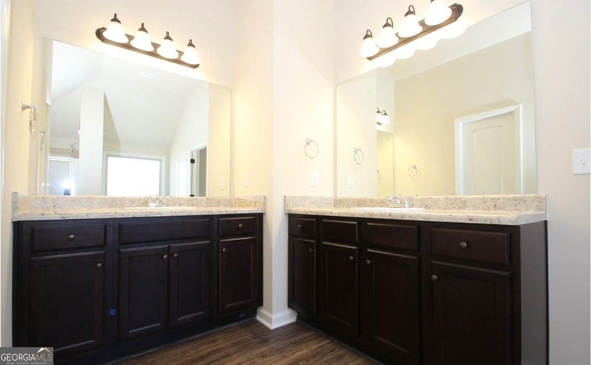 333 Olympian Dr - Photo 7 of 19