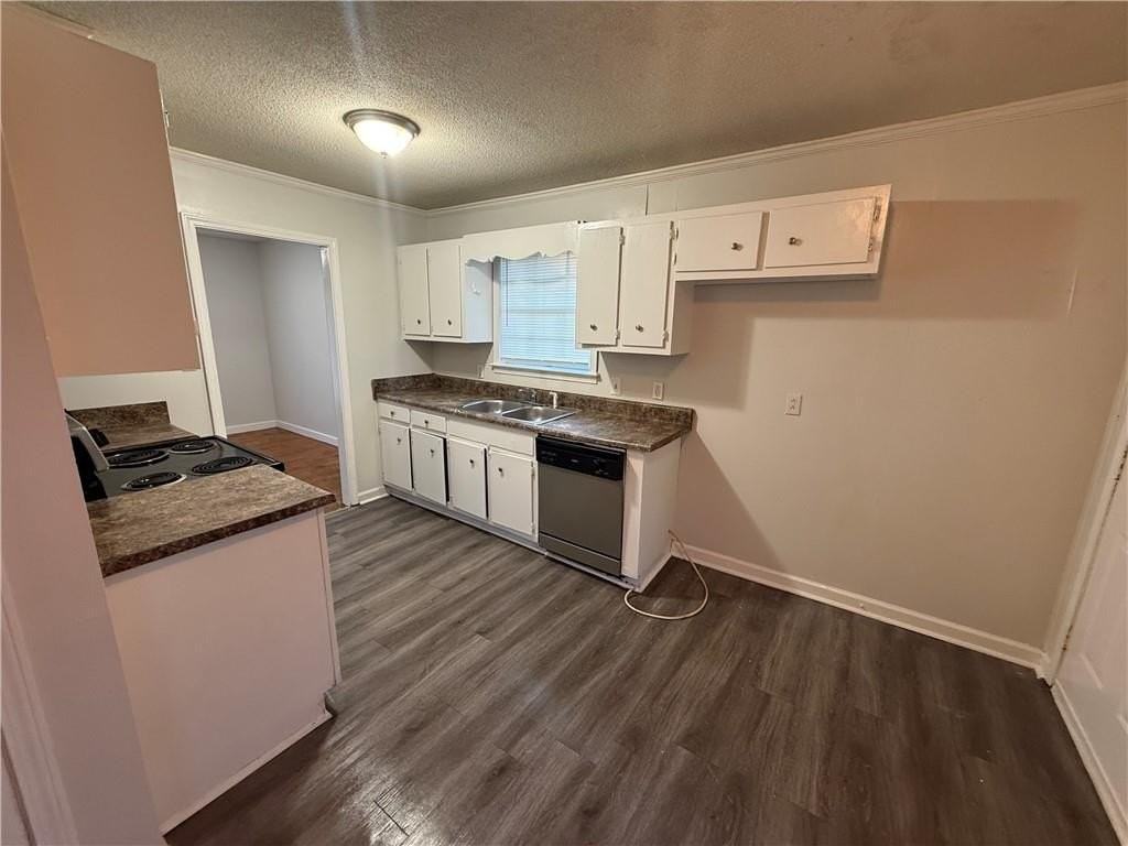 532 Woodlore Dr - Photo 6 of 13