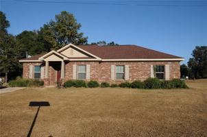 featured image of 7358 School House Ln