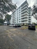 919 Hillcrest Dr #303 - Photo 1 of 1