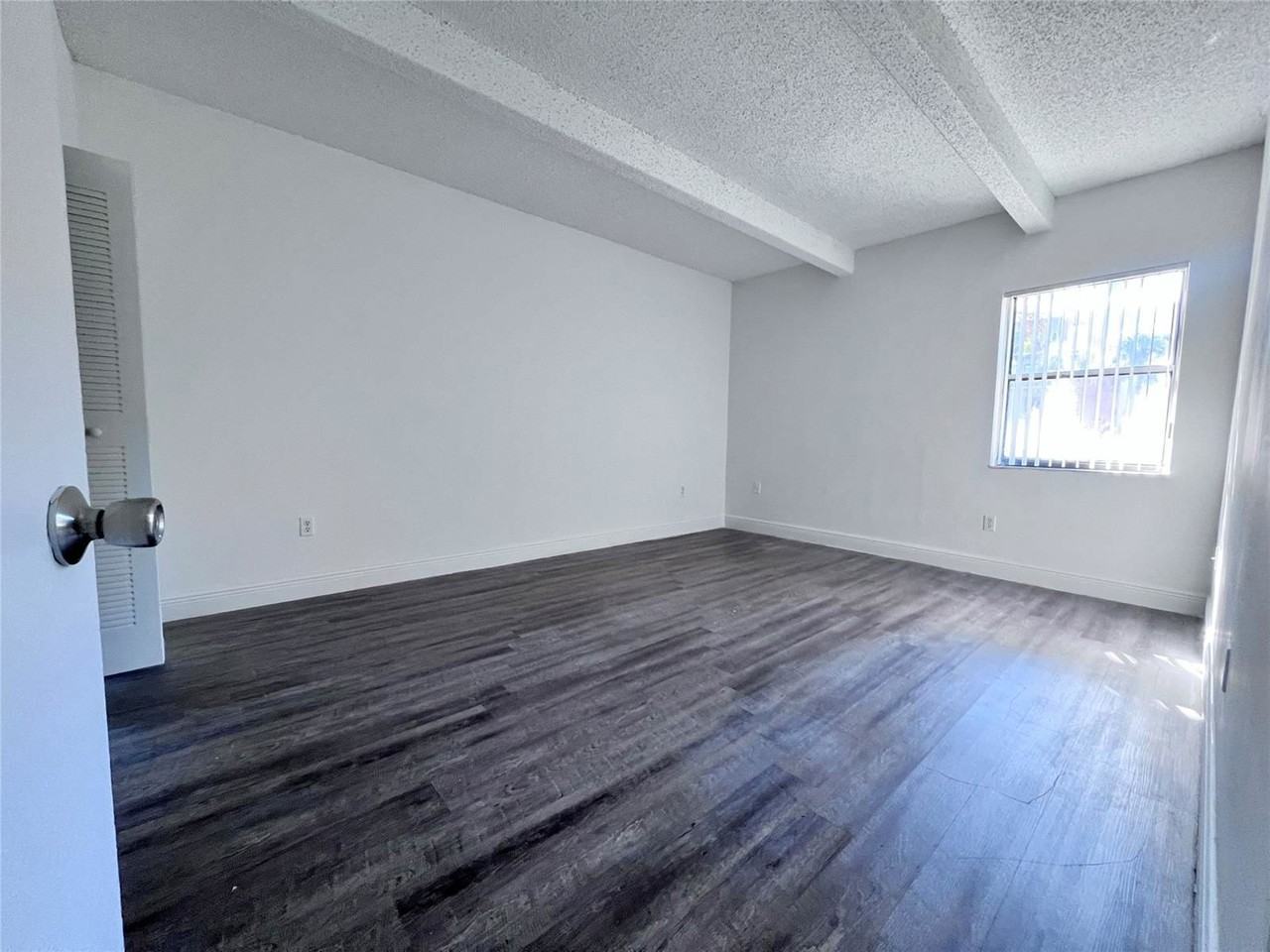 2580 Nw 56th Ave #750-502 - Photo 7 of 8