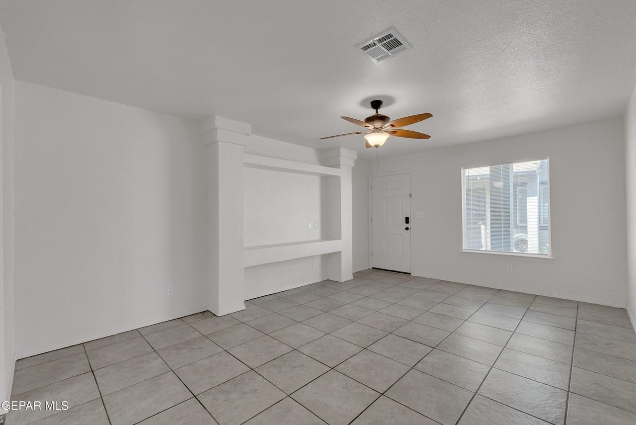 9277 Leonardo Ave Unit B #B - Photo 5 of 27