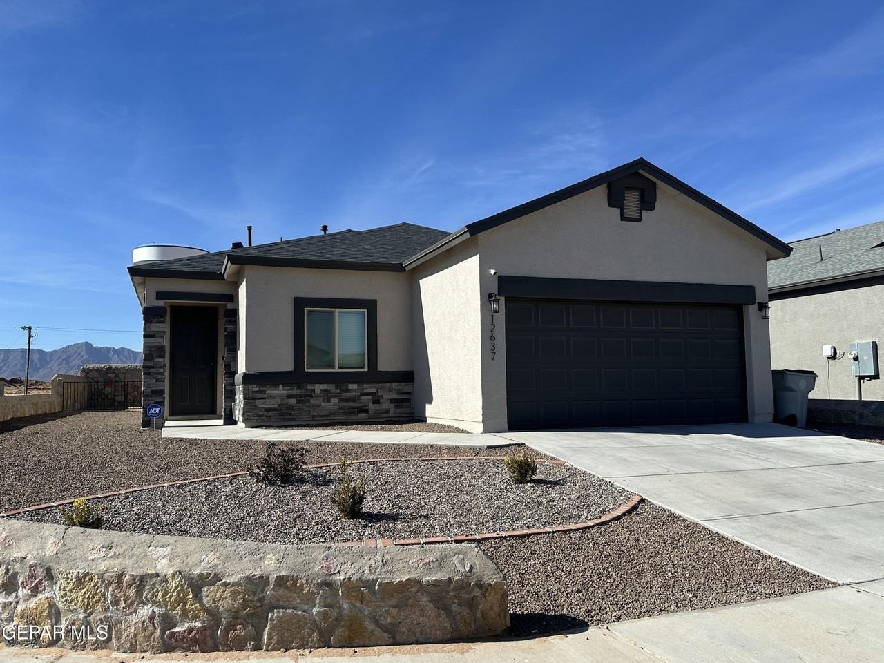 12637 Viendo Norte Dr - Photo 2 of 27