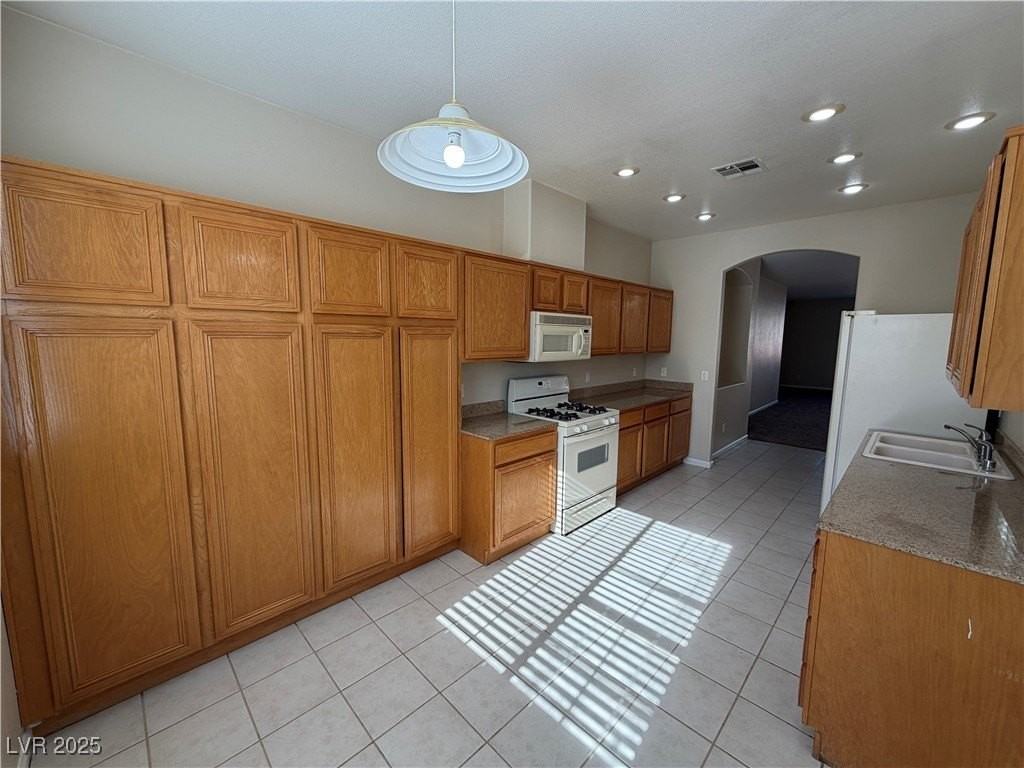 1392 Baja Grande Ave - Photo 6 of 22