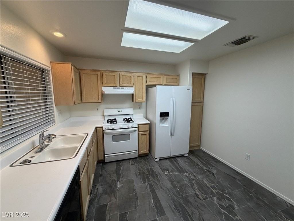 2309 Hallston St - Photo 6 of 13