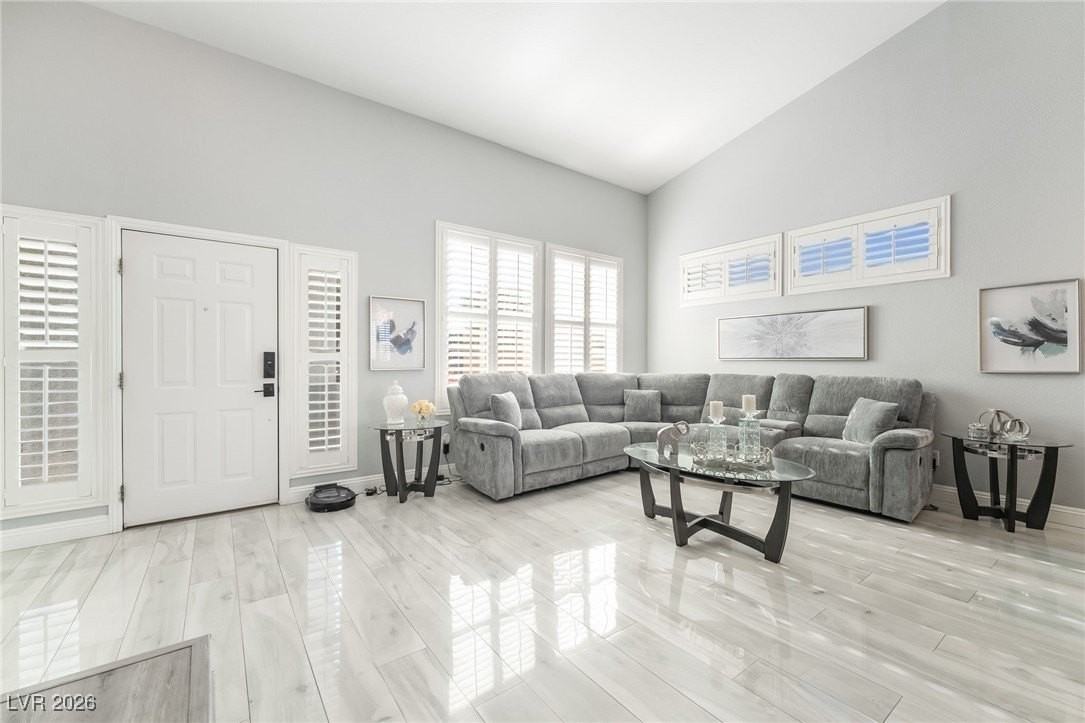 2076 E Wigwam Ave - Photo 6 of 50