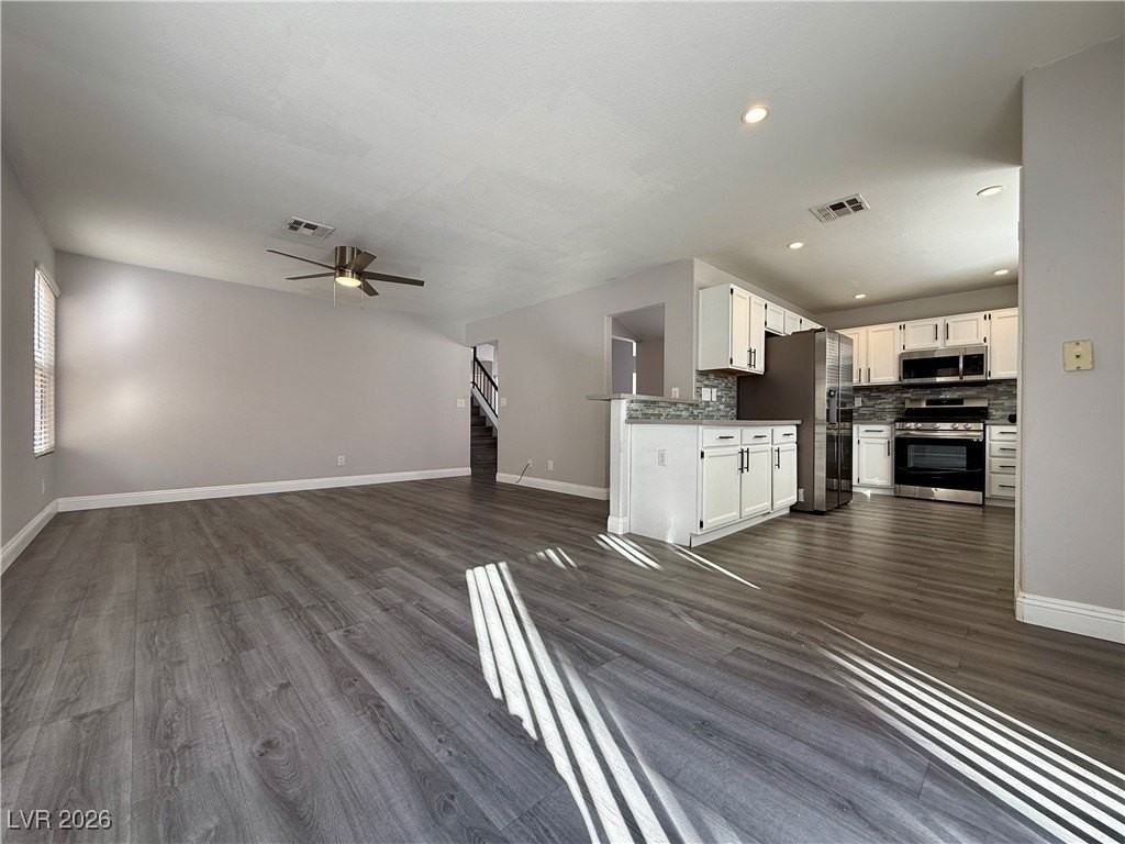 8417 Telescope Peak Ct - Photo 5 of 23