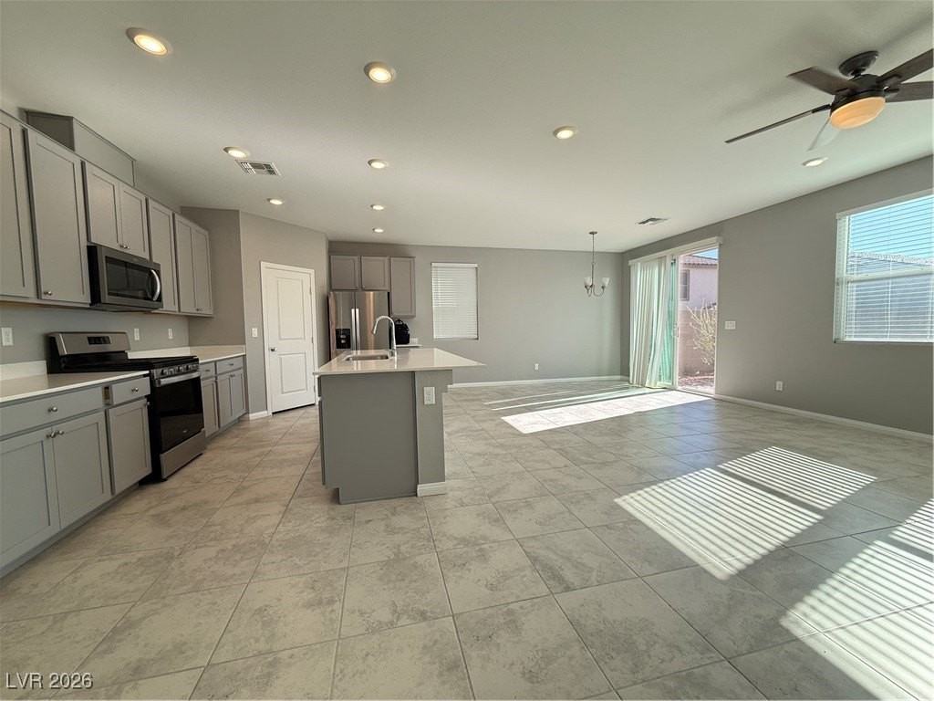 9745 Cannington Cliffs Ave - Photo 3 of 34