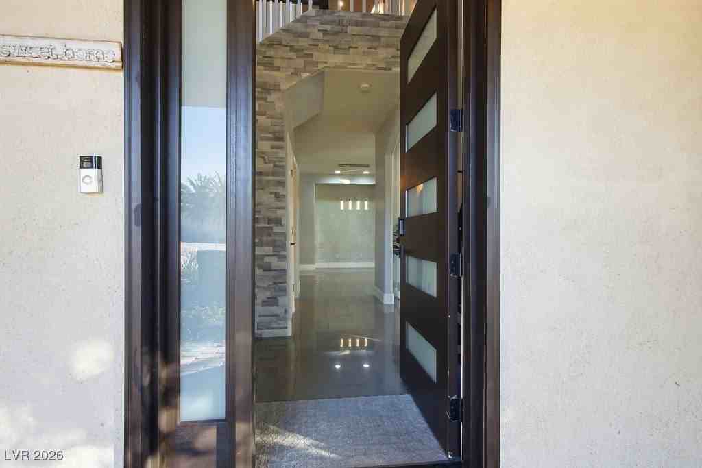 5130 Amanda Ln - Photo 6 of 45