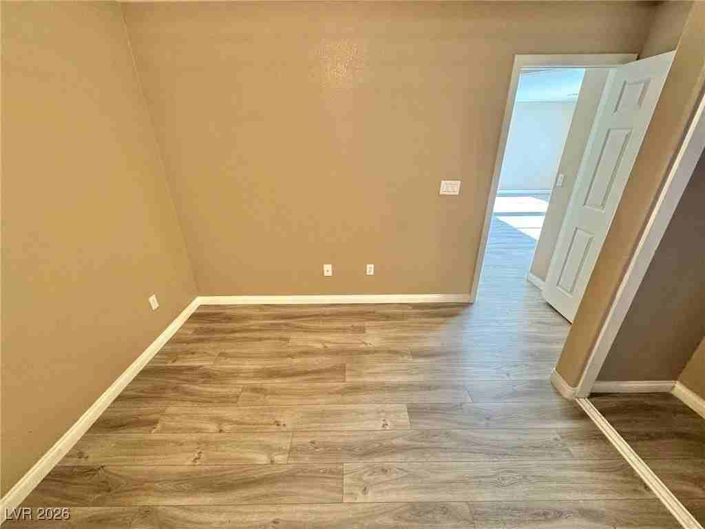 8905 Skyline Peak Ct - Photo 7 of 31