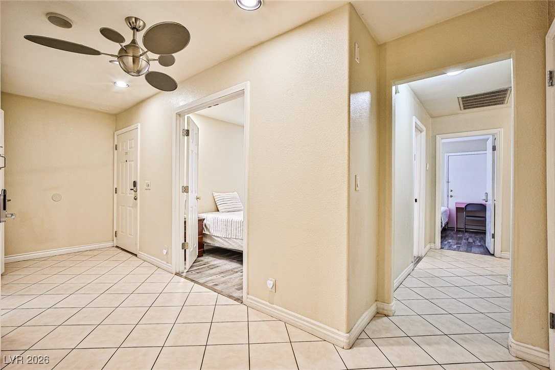 6969 Grassy Knoll St - Photo 4 of 31