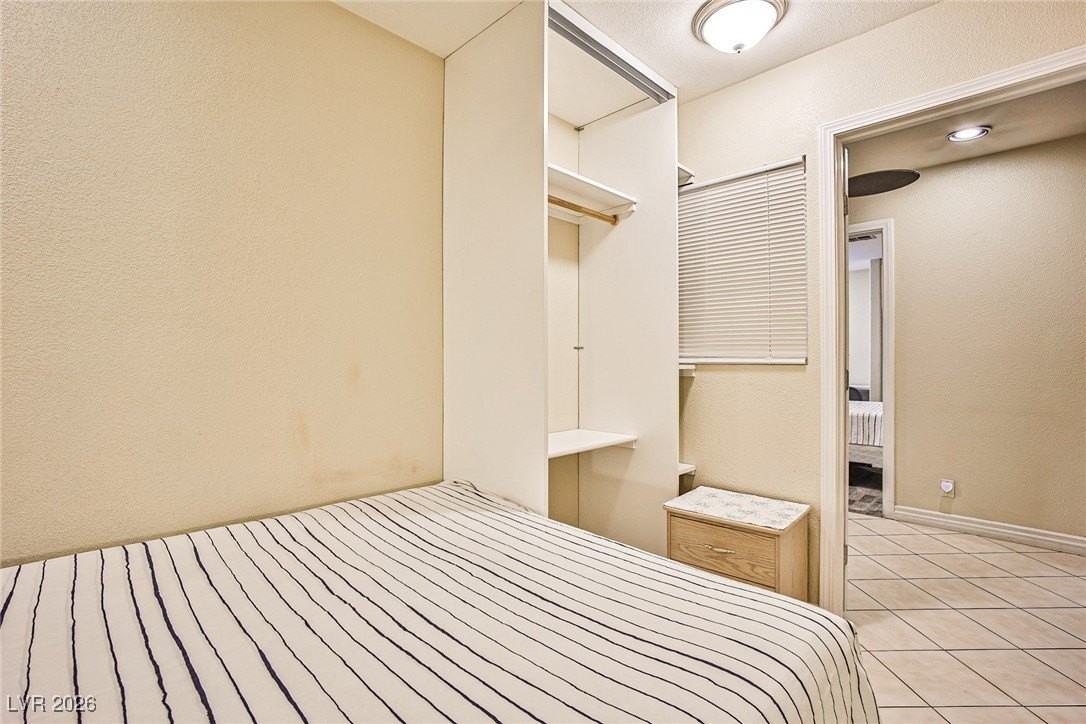 6969 Grassy Knoll St - Photo 7 of 31