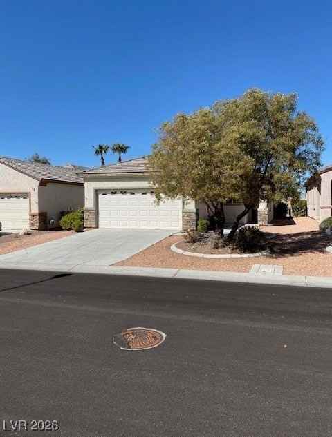 2526 Evening Twilight Ave - Photo 2 of 26