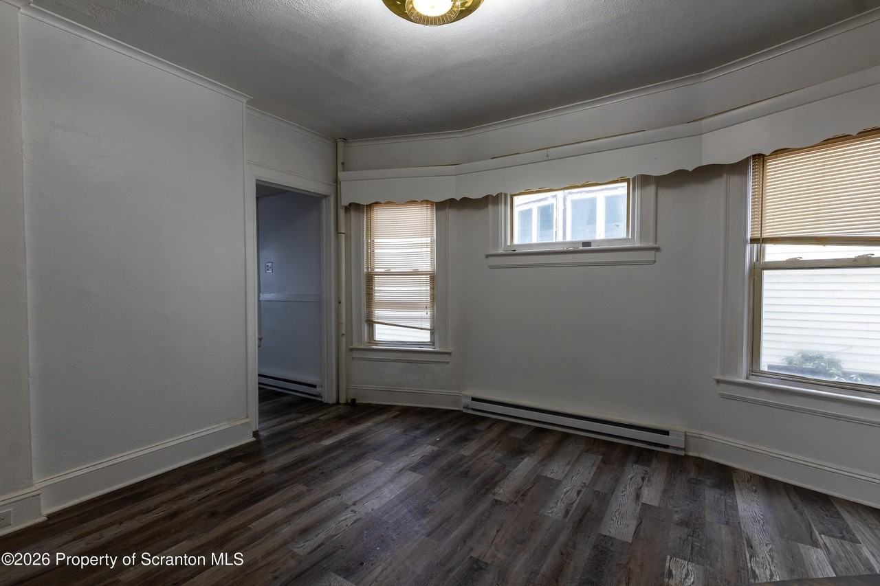 923 Clay Ave Unit 1 #1FL - Photo 3 of 7