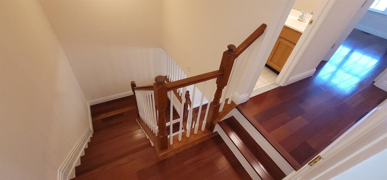 8 Hudson Ct - Photo 7 of 33