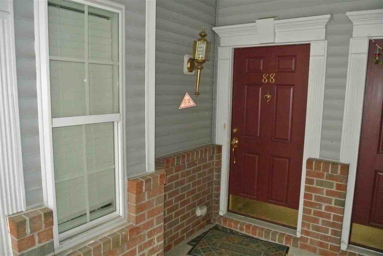 88 Lyon Ct - Photo 3 of 34