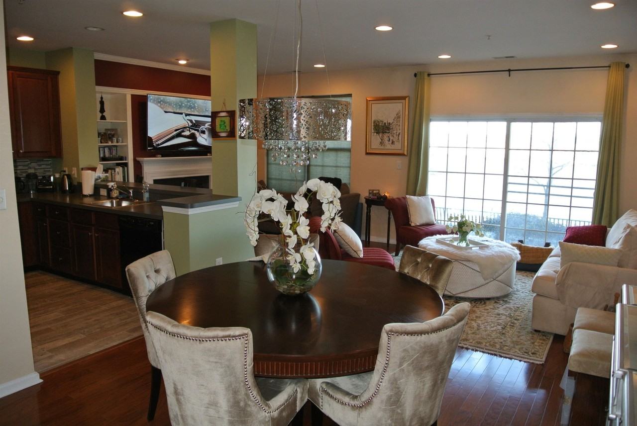 88 Lyon Ct - Photo 6 of 34