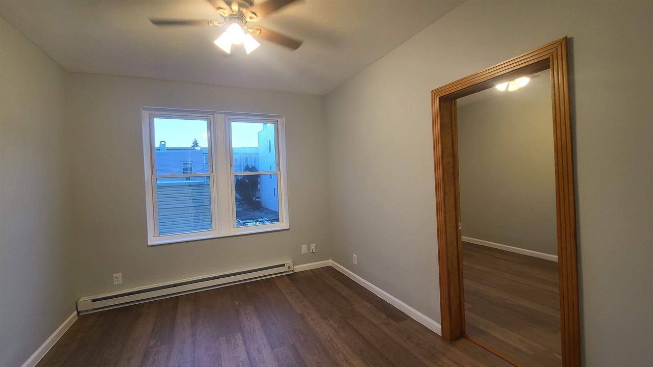 15 Hopkins Ave #5 - Photo 7 of 14