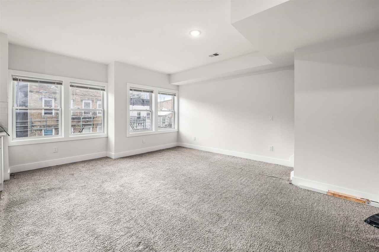 132 Hopkins Ave #2 - Photo 5 of 16