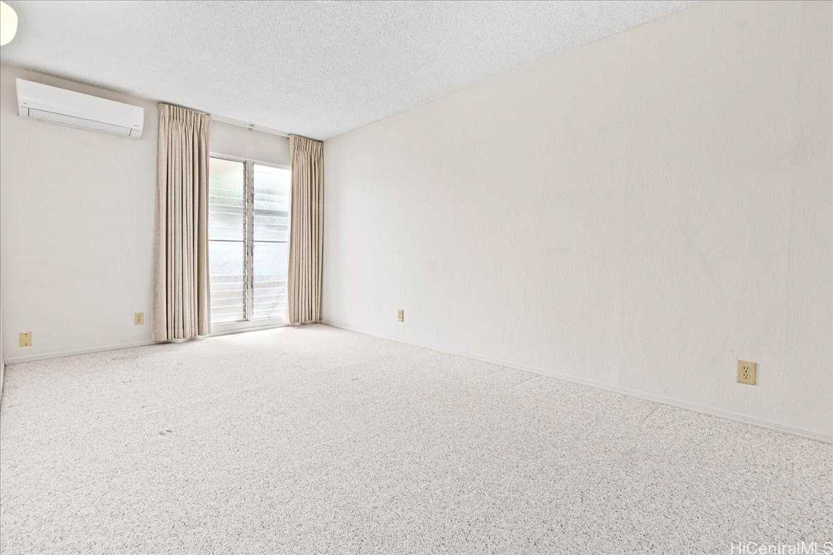 1211 Kuokoa St - Photo 4 of 25