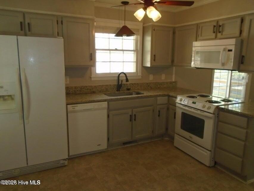 1209 Logan Ct - Photo 4 of 10