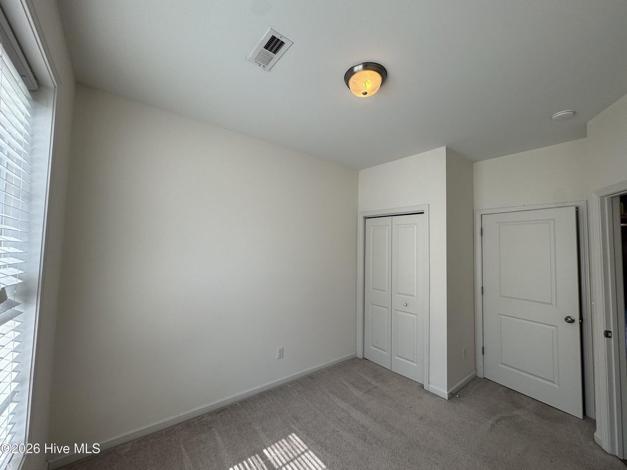 89 Dresser Ln - Photo 5 of 12