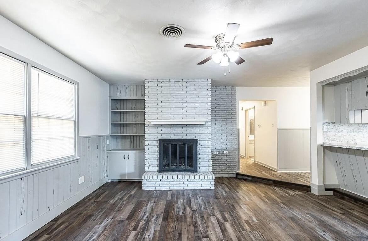 5426 43rd St - Photo 7 of 27