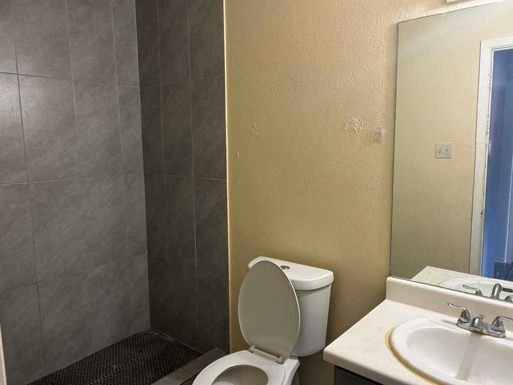 3116 Amazon Ct - Photo 7 of 10