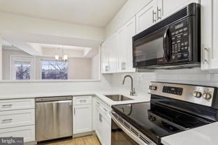 5708 Chapman Mill Dr - Photo 1 of 1