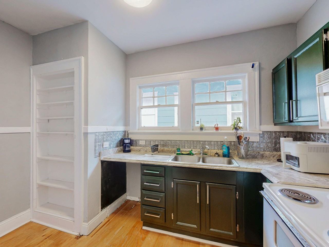 Metropolitan Pkwy Sw - Photo 3 of 18