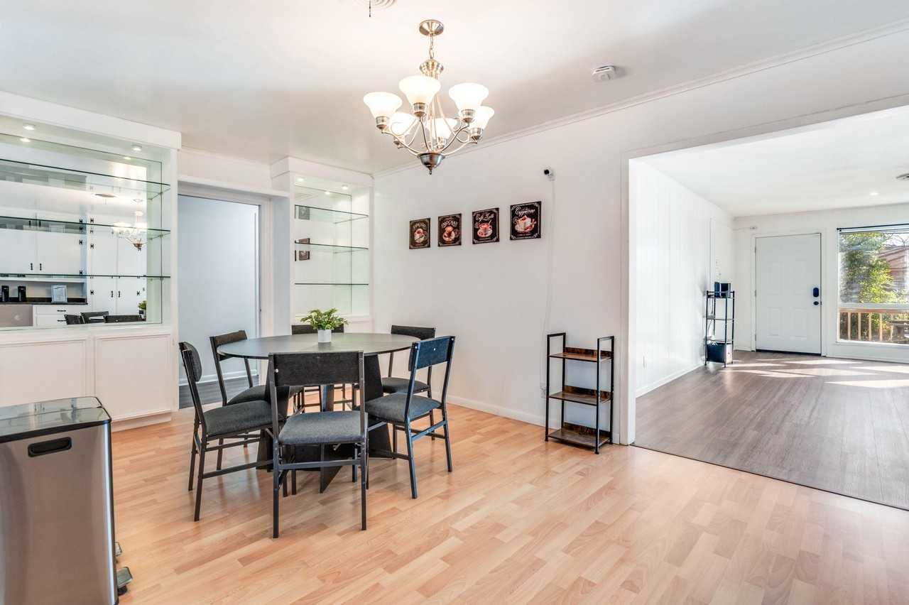 Marshalldale Dr - Photo 2 of 15