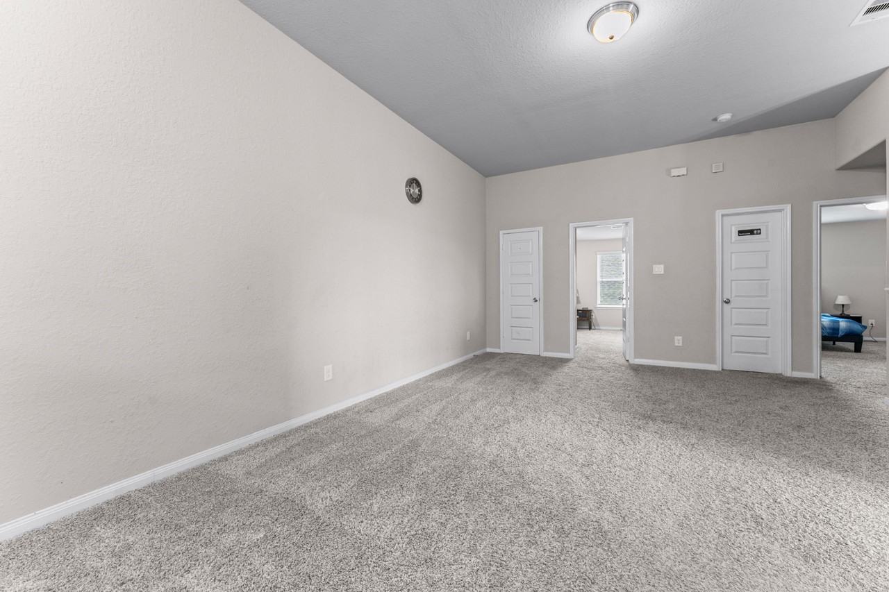 Kyle Canyon Dr - Photo 5 of 9