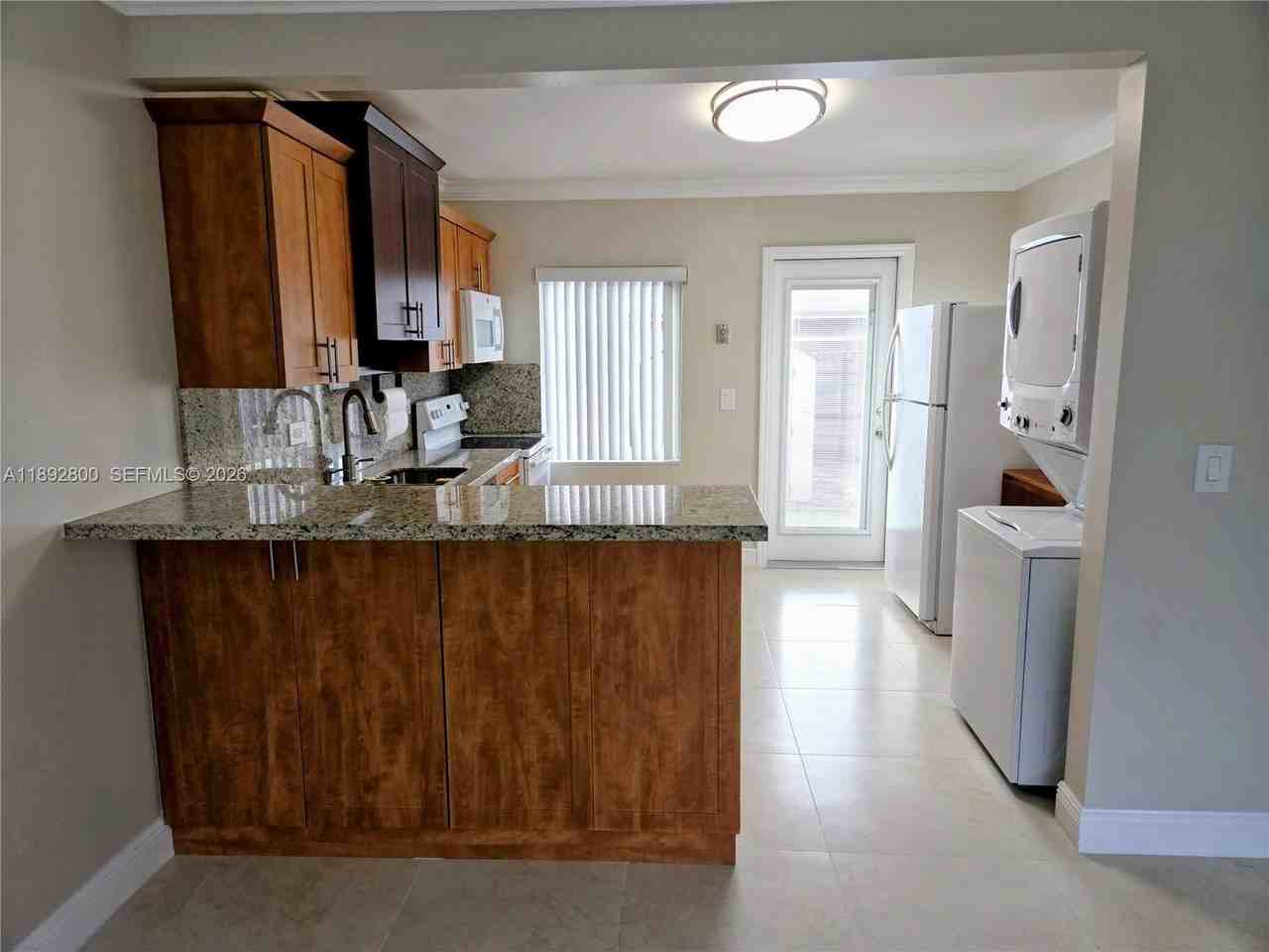 1690 E 5th Ave #1690 - Photo 5 of 16