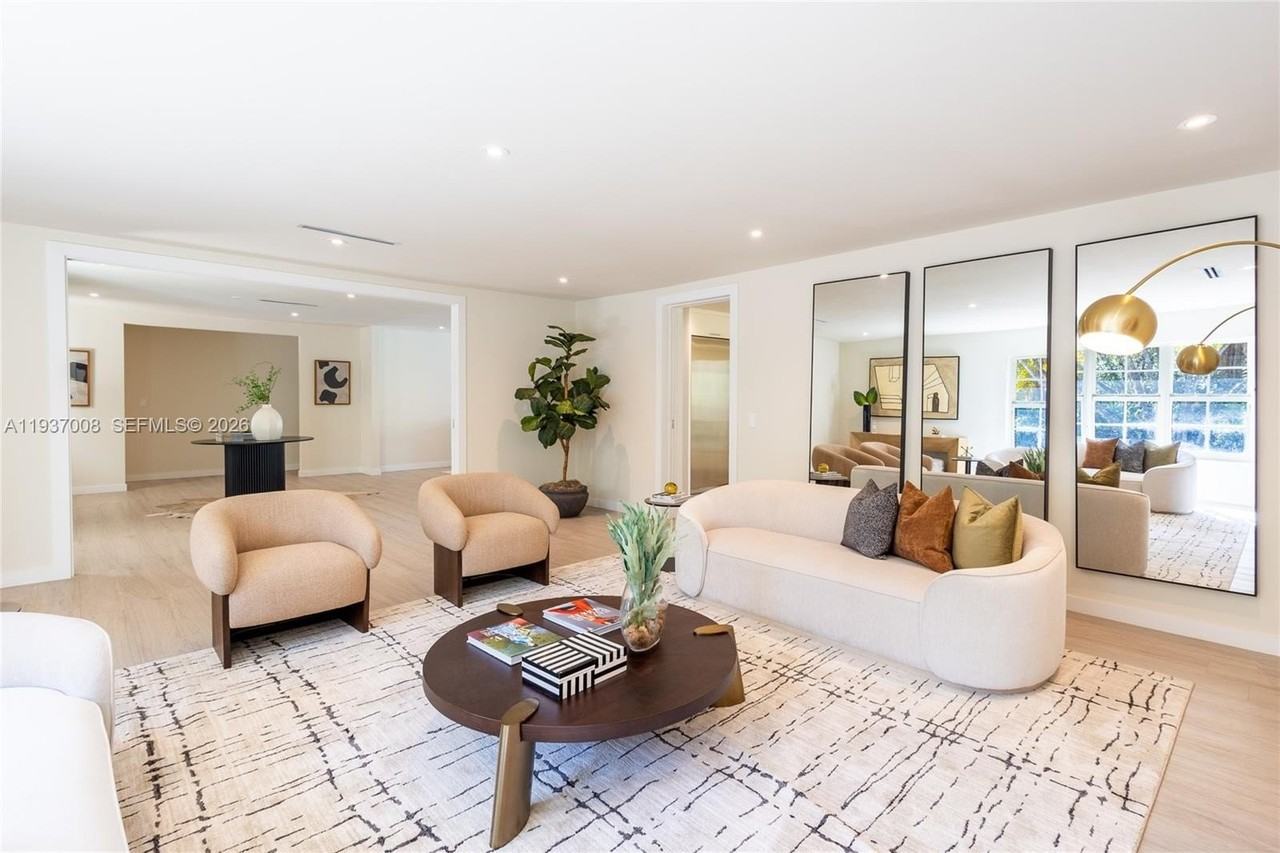 4520 Sabal Palm Rd - Photo 3 of 22