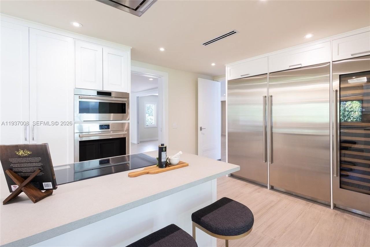 4520 Sabal Palm Rd - Photo 6 of 22